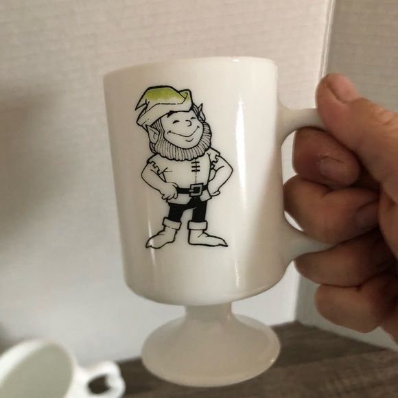 Vtg Milk Glass Irish Spring Advertising Mugs - Picture 3 of 11